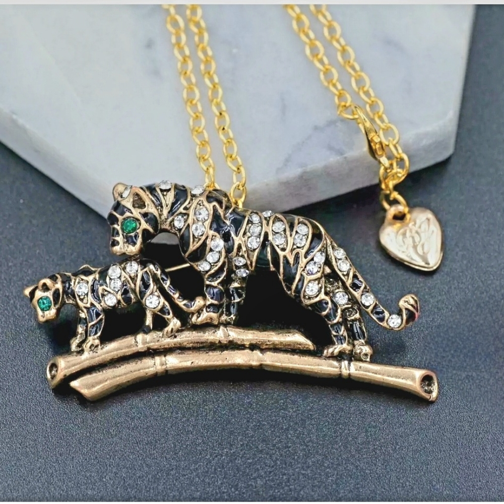 Gold plated white and green crystal tiger Mom and baby necklace/brooch